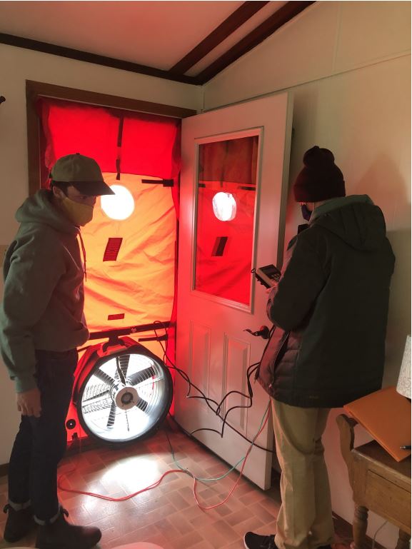 Blower Door, Green Iowa AmeriCorps