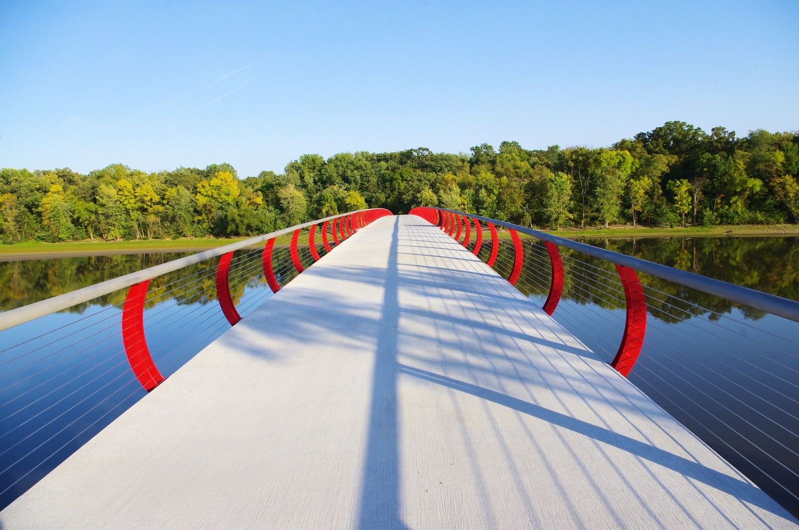 Credit Island Bridge, Davenport, credit to Pixabay